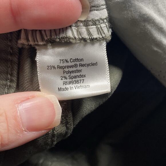 NWT St Johns Bay Women's Size 10 (32x30) Skinny Jeans Green Slimming Mid Rise - Picture 5 of 8